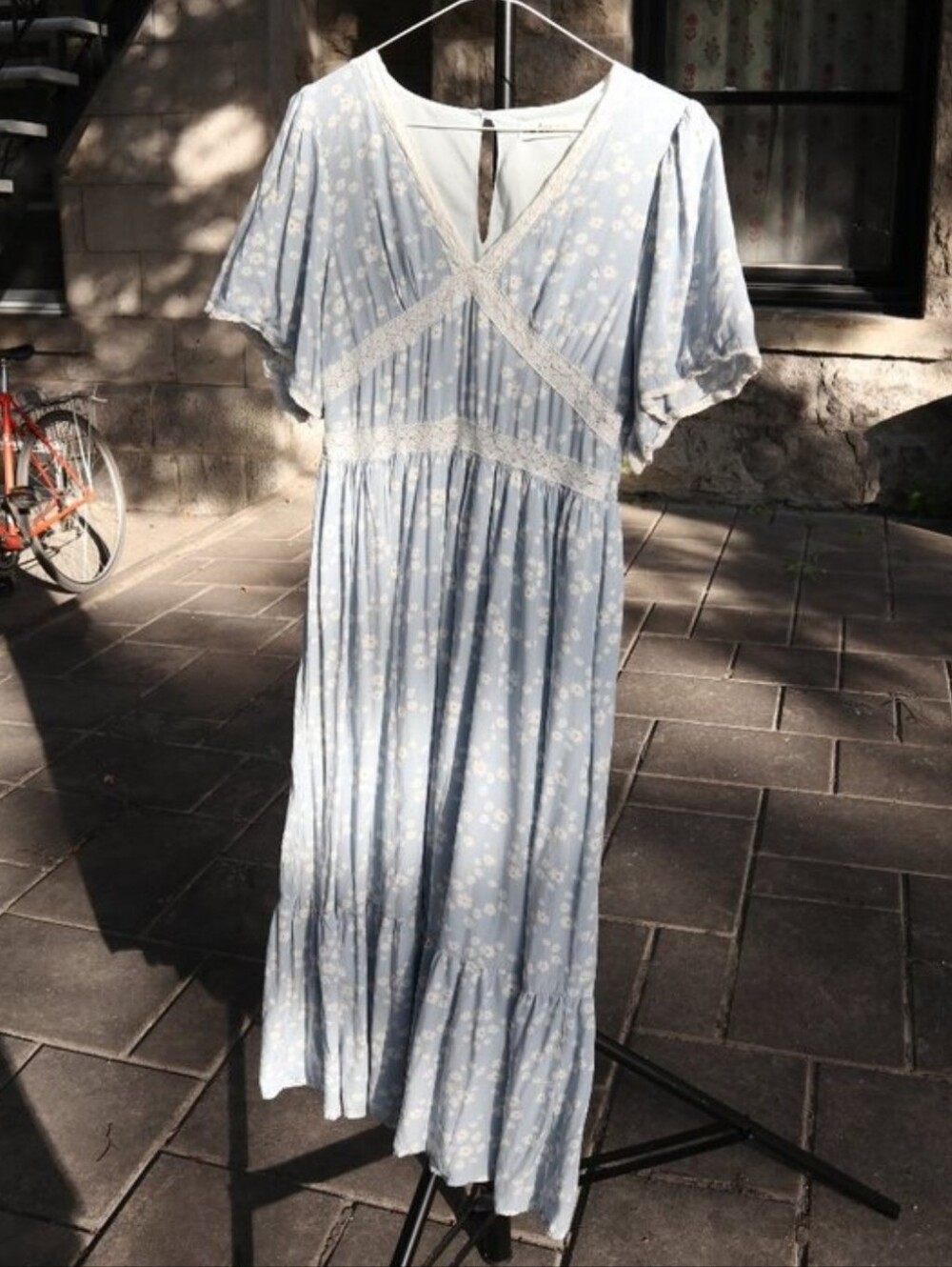 Light Blue Floral Lace-Trim Maxi Dress Size SMALL